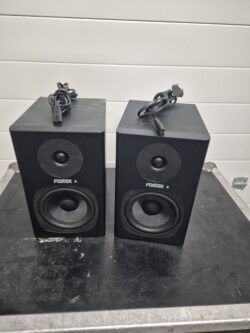 Fostex monitorset PM 0.5d